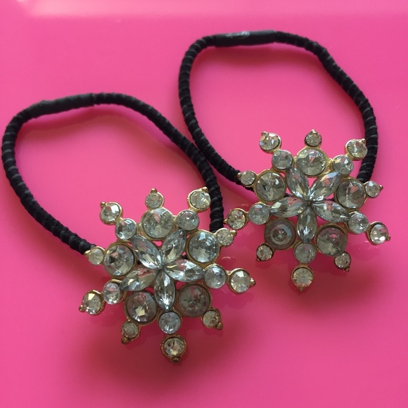 Accessories - Snowflake faux crystal hair ties hair jewelry